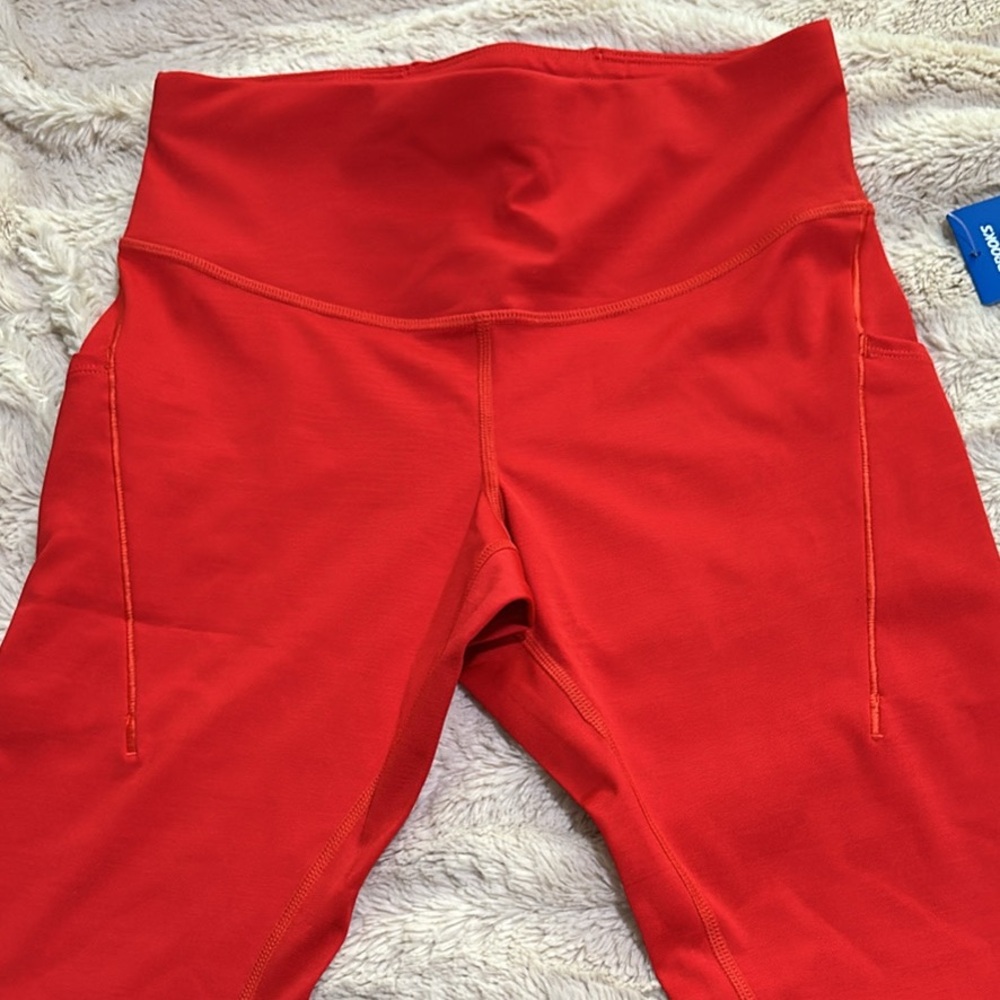 Brooks Women's Red Leggings